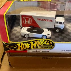 Hot Wheels Honda Diorama 