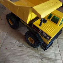Vintage Metal Tonka Dump Truck