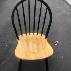 Very Good Condition Hardwood Chair