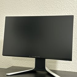 Alienware 24.5” 240Hz Full HD | Gaming Monitor  