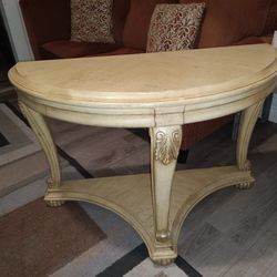 Cream Table Entry Table 
