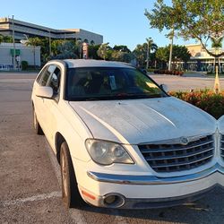 Estoy Vendiendo Me Carro Como Esta Es Craileet Paficicabdel 2007 Motor 4.0 Tiene 152 .il Millas Muchas Cosas Nueva  Peto Lo Pare Por Sr Predieron Luce