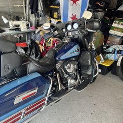 Harley Davidson 2000 Ultra classic Police Addition 