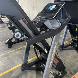 Brand New and Assembled ProForm Pro 2000 comes with 1 year of iFit for free! ($450 OFF RETAIL!)