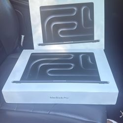 Mac Book Pros 13 And 16 Inch