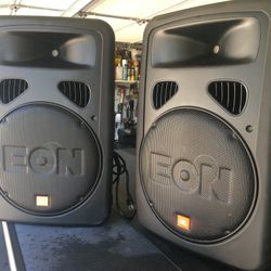 2 JBL EON G2 Made In USA 500W Powered Speakers In Mint Condition 
