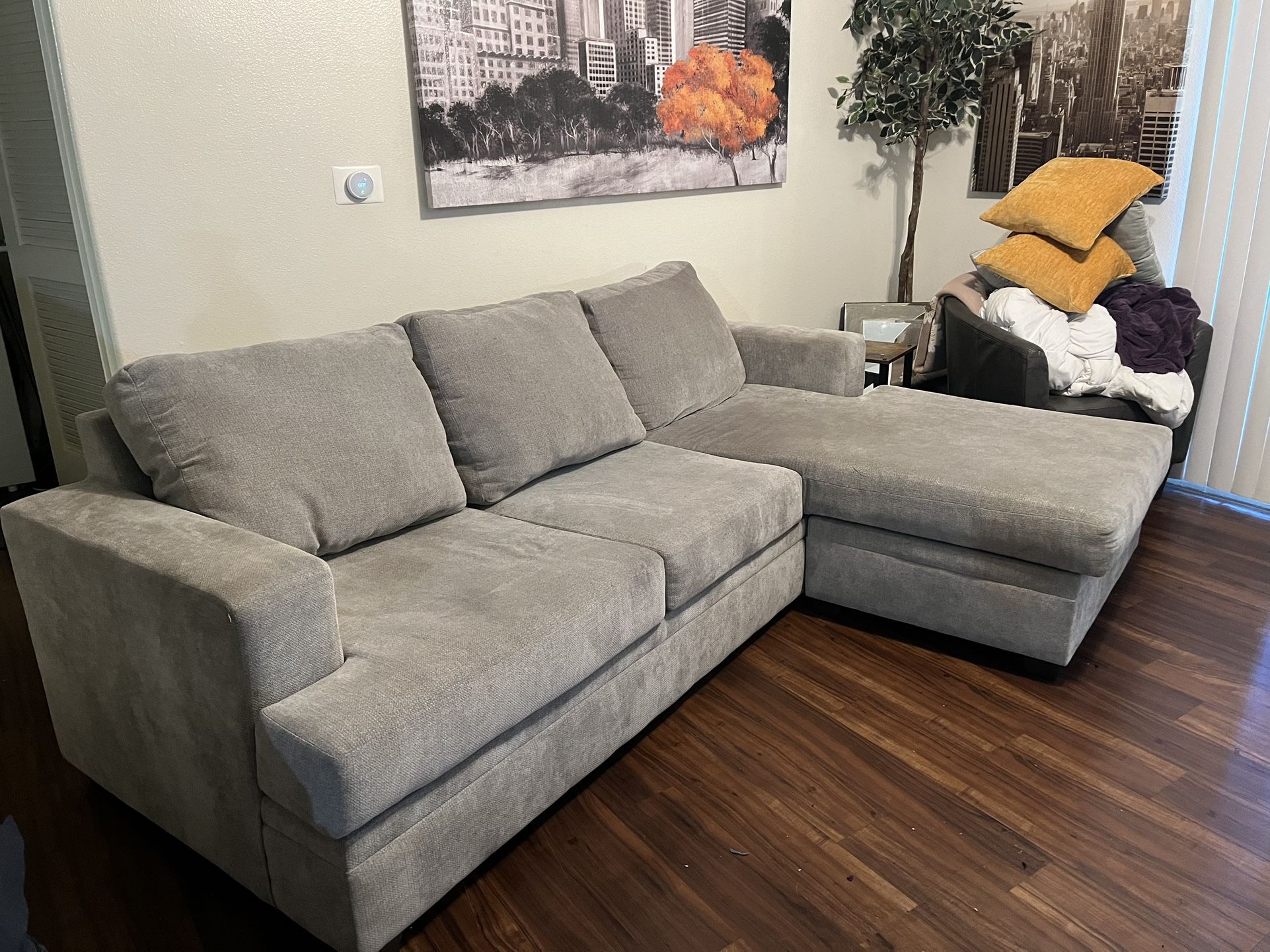 Grey Sofa Queen Sleeper Chaise Grey Queen Living Spaces 