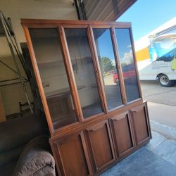 Large China Cabinet/Book Shelf