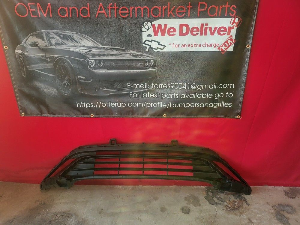 2022 - 2023 Kia Forte Front Lower Grille Oem