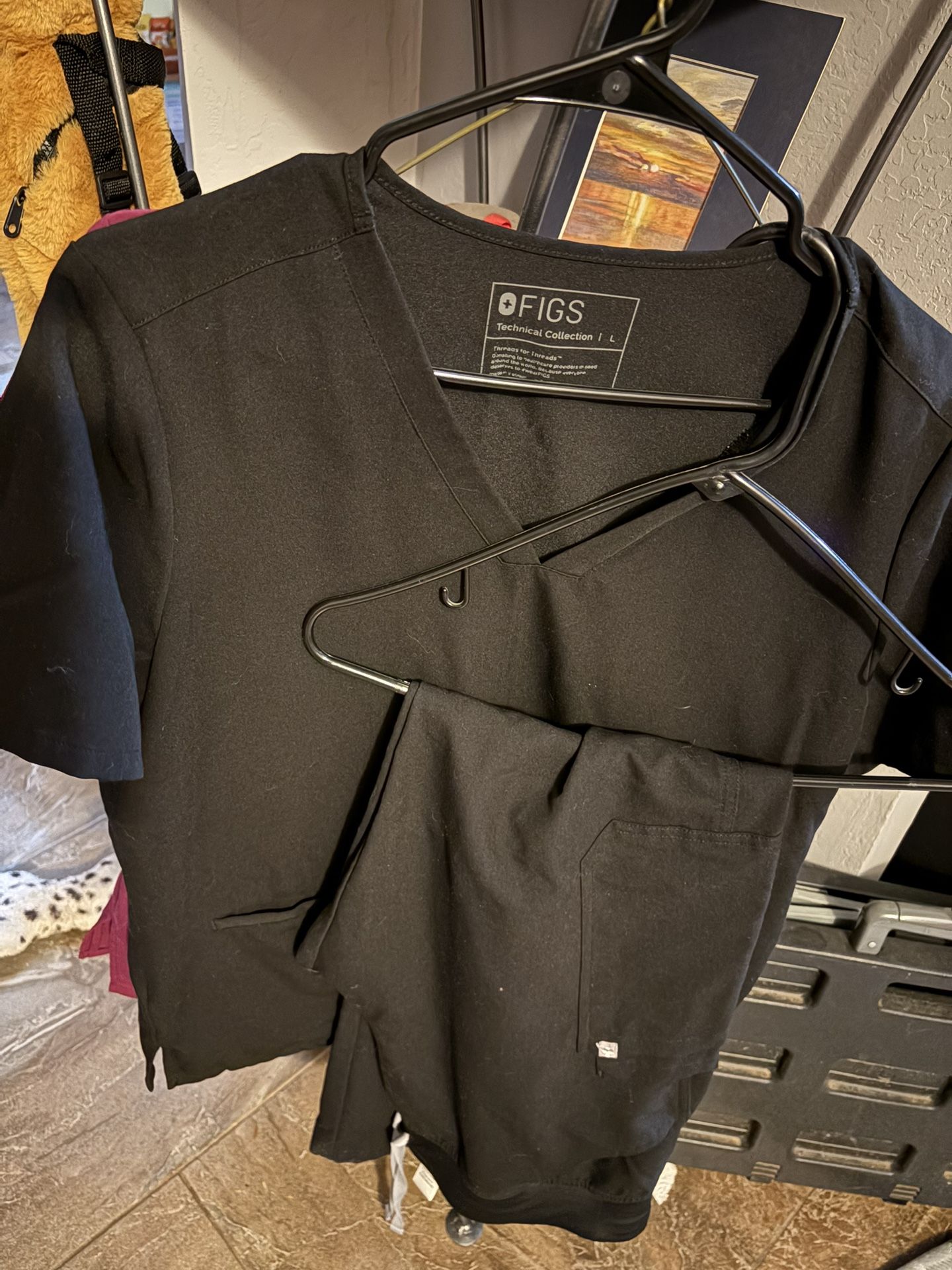 Nursing Scrubs Figs Size Large- Need Delivery?