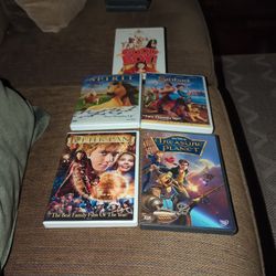 Five DVDs Spirit, Sinbad, Treasure Island, Peter Pan, And Good Boy
