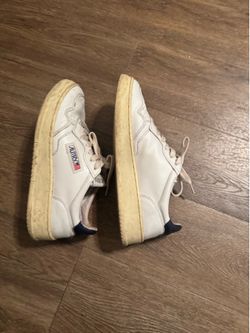 Autry Medalist Leather Sneakers size 9