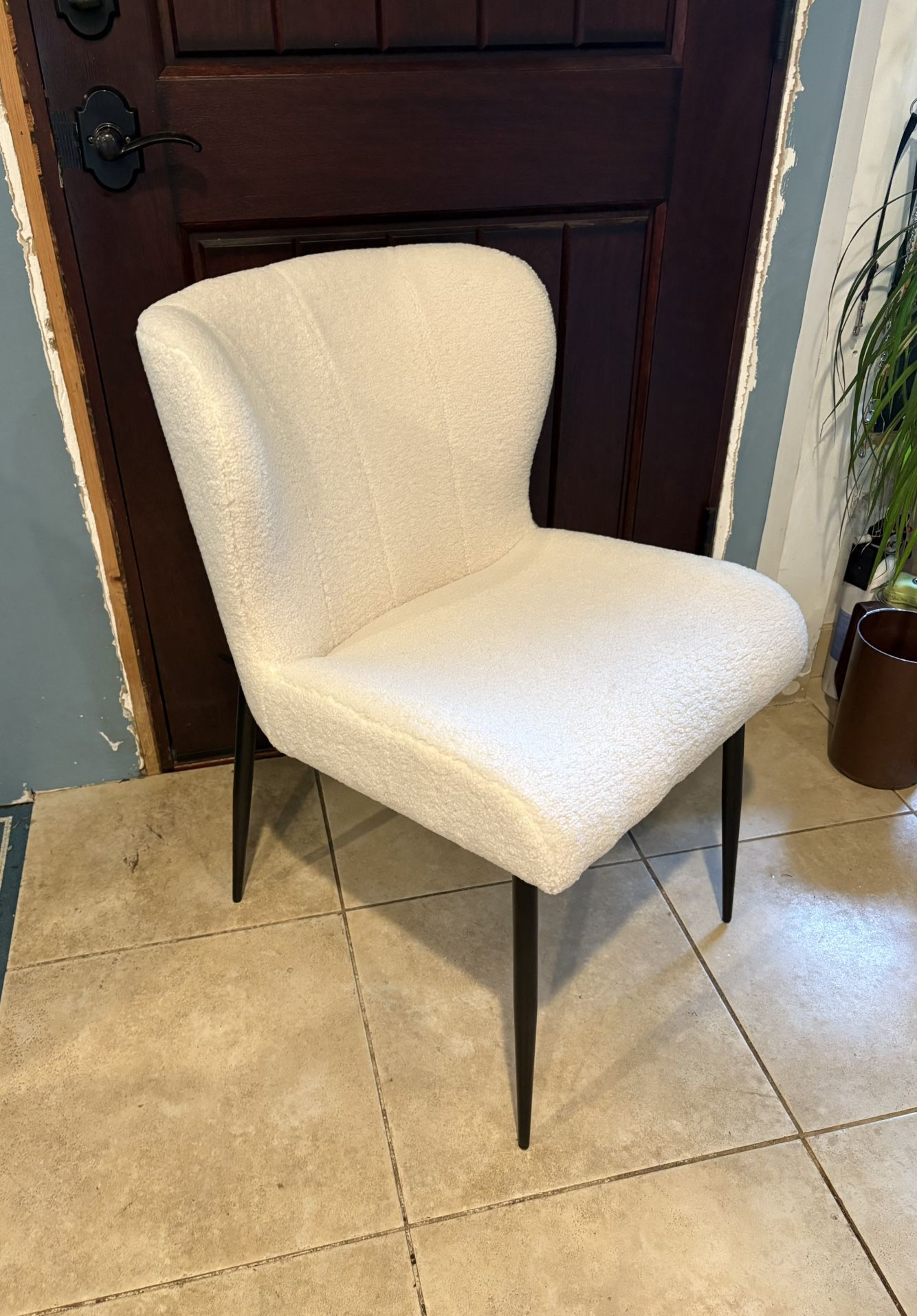 New soft fabric accent or desk chair Chair is super comfortable. seat is extra wide.