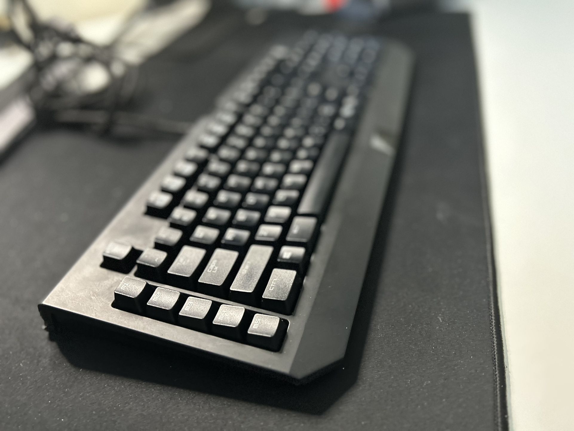 Mechanical Keyboard Razer Blackwidow 2014. Works Great
