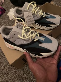 Yezzy 700