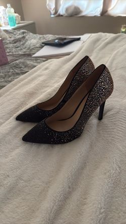 Heels size 9 (fit 7.5 it feels) Aldo