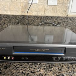 Panasonic OmniVision VHS VCR (PV-7451) - 4 Head Hi-Fi Stereo - Works Perfectly