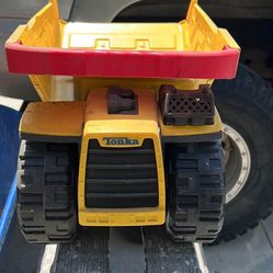 Tonia Metal Dump Truck Toy