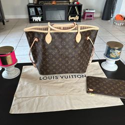 Louis Vuitton Authentic Pink Interior for Sale in Miami, FL - OfferUp