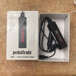 Pedaltrain Space Saving Tuner