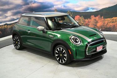 2024 Mini SE Hardtop