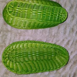 FIRM IN MERCED‼️WICKER  BASKETS 2 OF THEM 