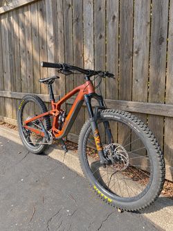 2023 Trek Fuel EX 8 XT Gen 6 – Small