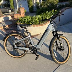 Velotric Discover 1 Electric  Bike E Bike Used 