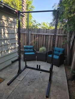 Squat Rack with adjustable pull-up bar
