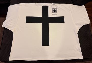 Yeezy Vultures WHITE (Size 3) L/XL T-shirt