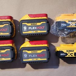 1 Dewalt 60v 9AH Battery 