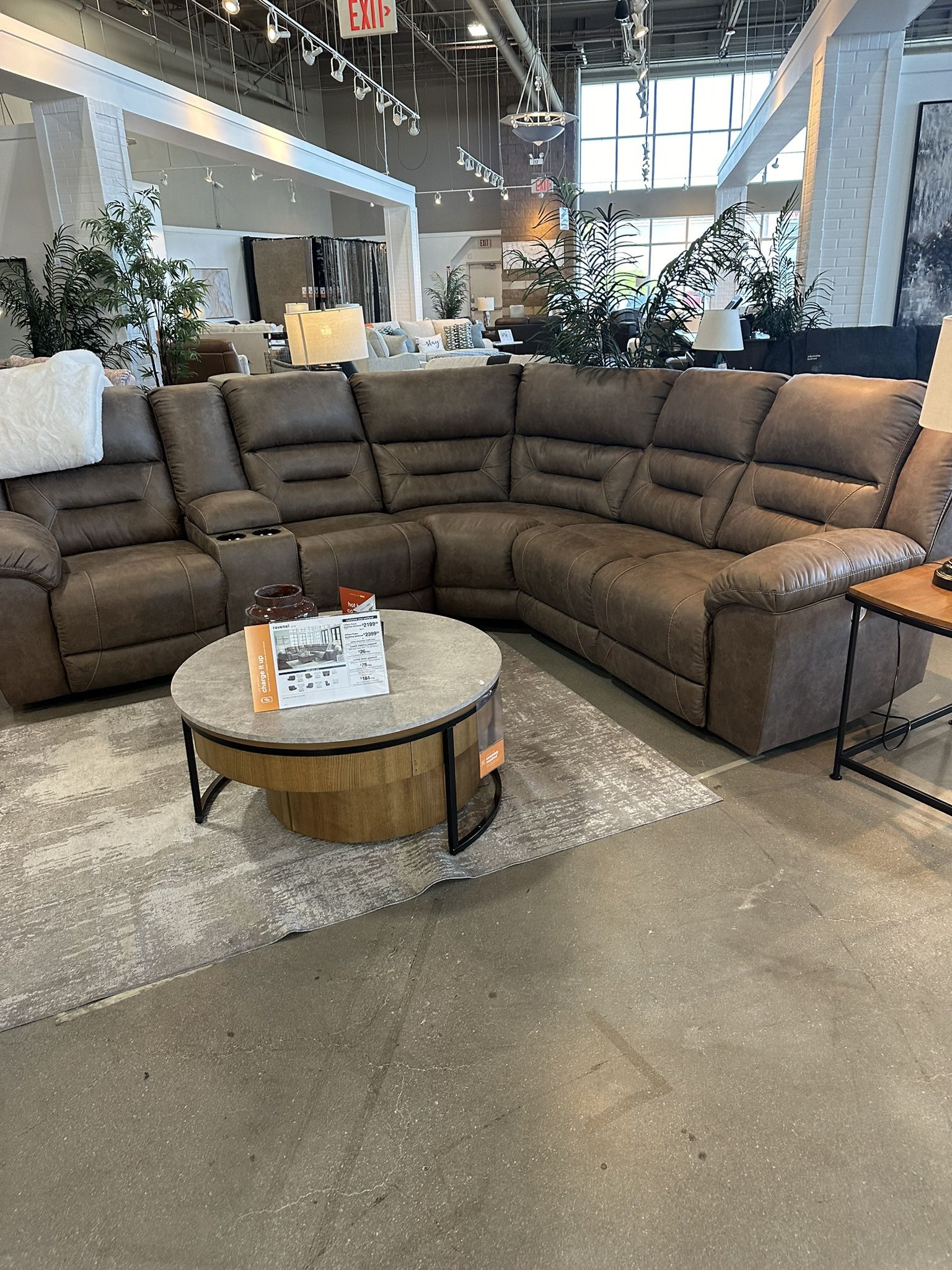 Couch/recliners