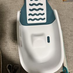 The First Years Sure Comfort 4-in-1 Reclining Bathtub