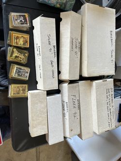 Thousands Of Sports Cards