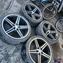 22" IROCZ!! NO CRACKS!! TIRES NO GOOD!! 575$ OBO