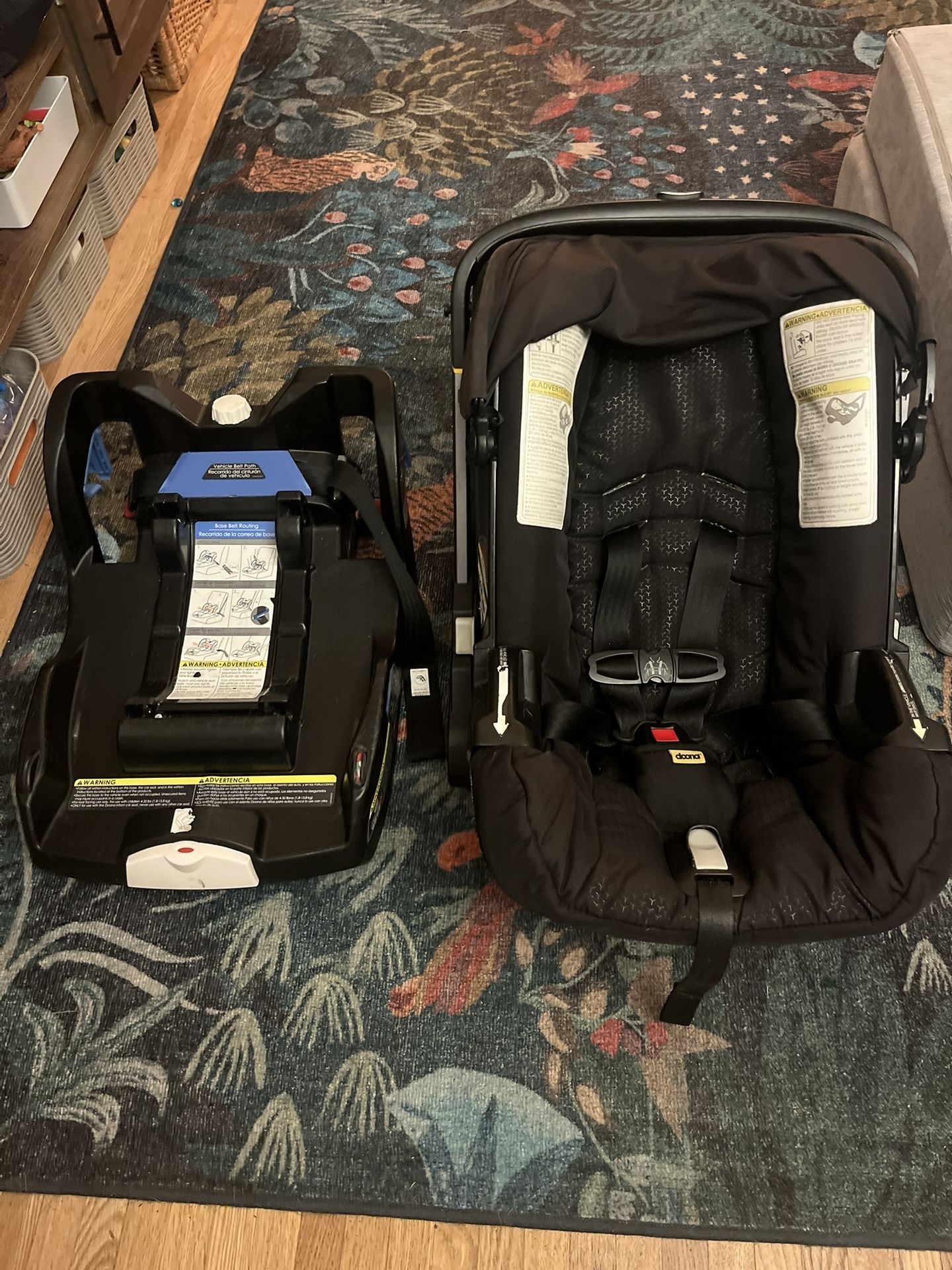 Doona Carseat- 2020- Freshly Cleaned 