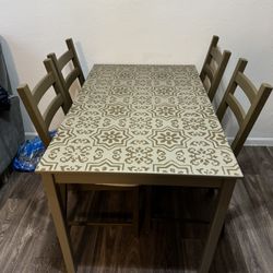 5 Piece Dinning Table (4 Seater)