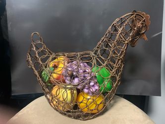 Wire Chicken Basket with Decorative Fruit