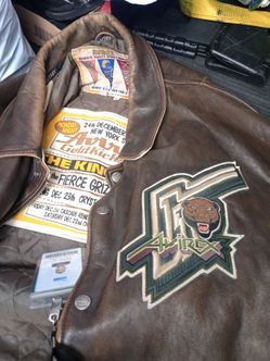 Vintage Avirex Fierce Grizzly Men's Brown & Cream Jacket
Size 6XL fits like 2XL Good condition as is