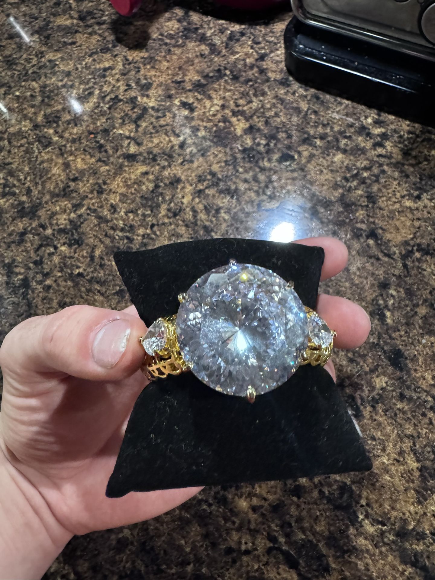 Cubic Zirconium Dimond Bracelet 1 Of 1 Very Unique