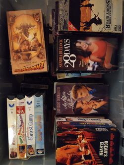 VHS Movie Lot Hundreds Of VHS Movies