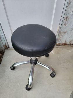 Acupuncture Clinic Equipment – Stools, Tray & Infrared Lamps