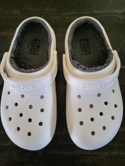 Chikd Crocs For Winter