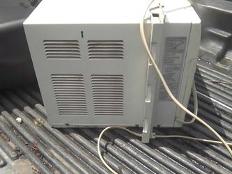 Window air conditioner. 8000bc best offer