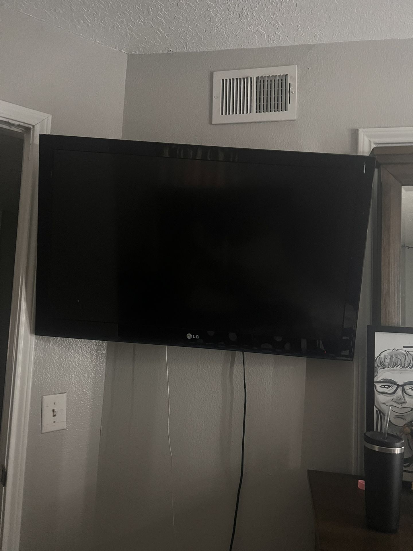 40 Inch LG Flatscreen Year 2009