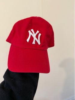 Red Yankee 47 strap back new era