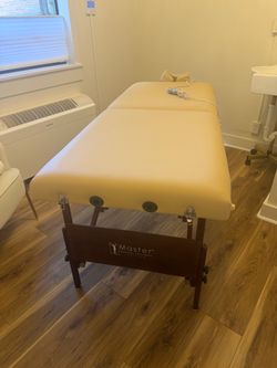 Master Massage 30" Del Ray Portable Massage Table with Table Warmers