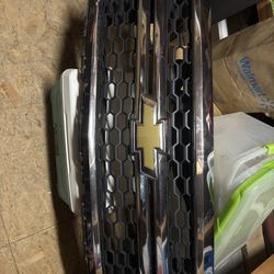 2014 - 15 Chevy Silverado Grille