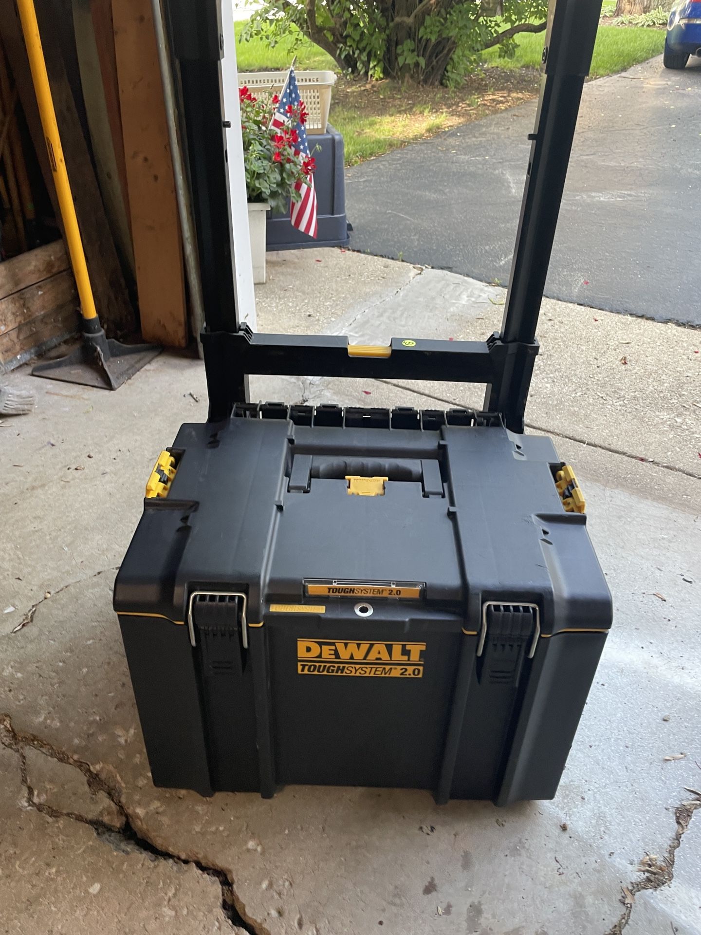 DeWalt ToughSystem 2.0 Rolling Tool Box