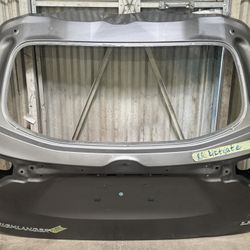 2014-2019 TOYOTA HIGHLANDER REAR LIFT TAILGATE SHELL DECK LID OEM